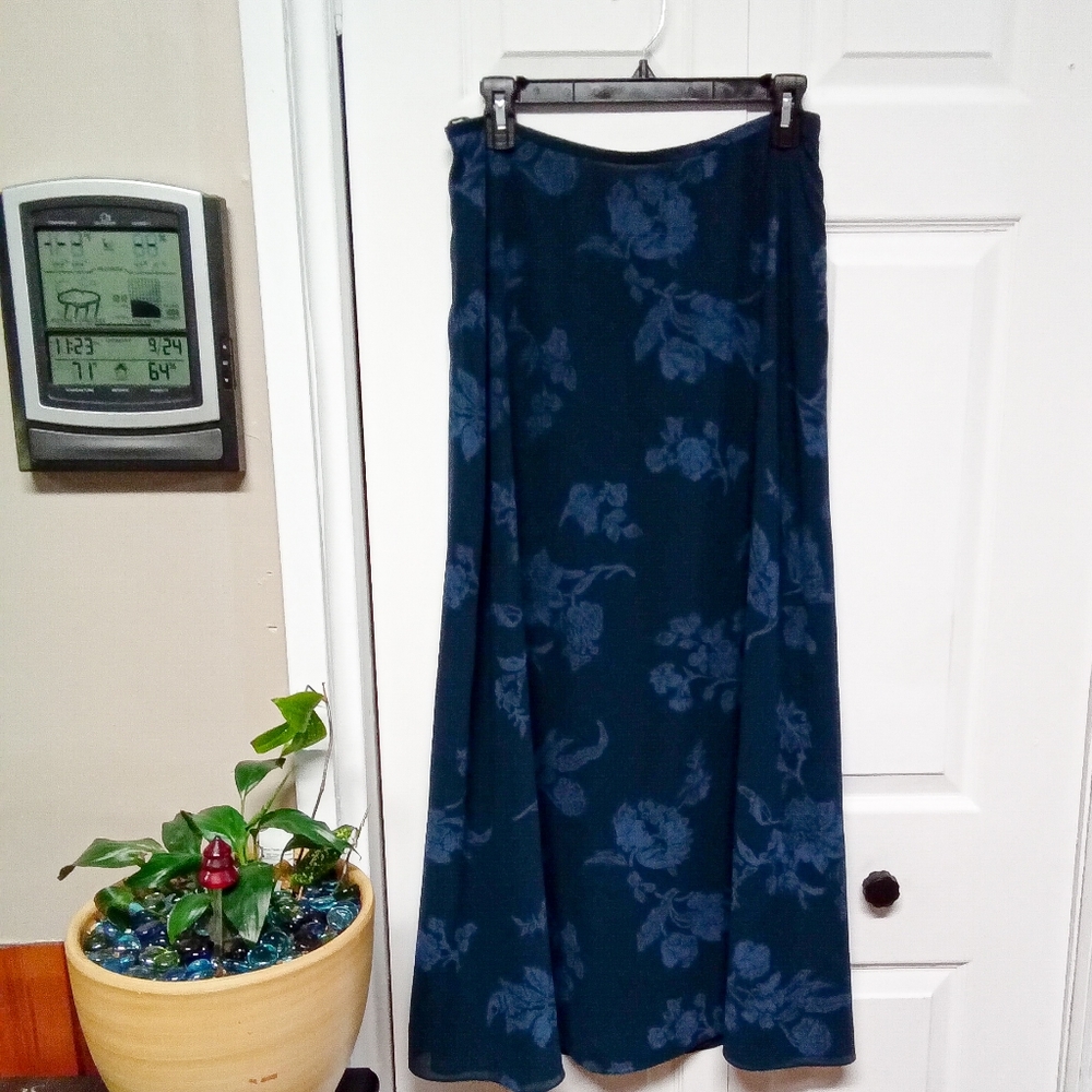 Rena Rowan Floral Skirt